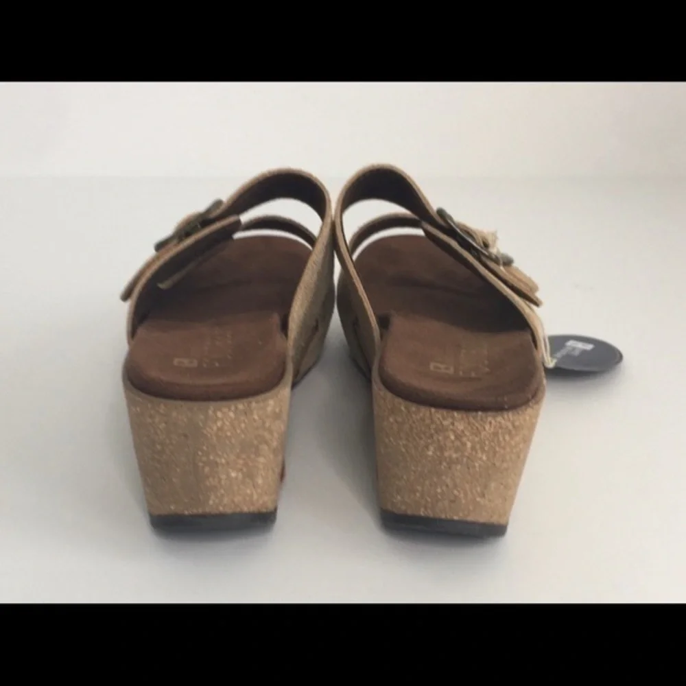 White Mountain Leather Helga Boho Sandals.